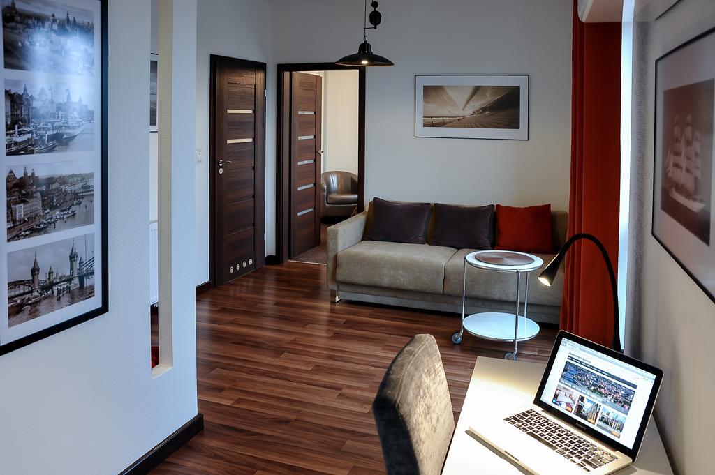 Starowka - Riverside Apartment